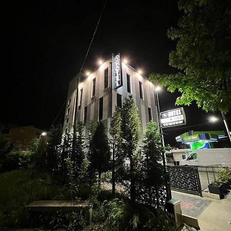 Bs Hotel Durrës Zewnętrze zdjęcie