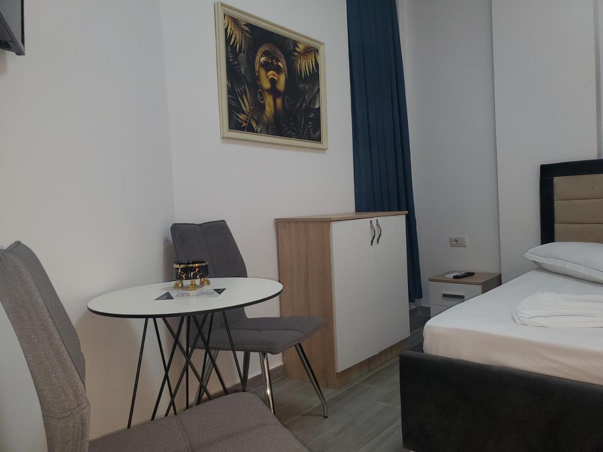 Bs Hotel Durrës Zewnętrze zdjęcie