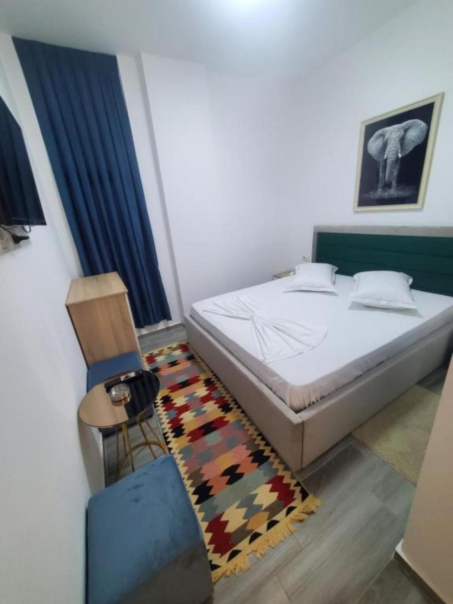 Bs Hotel Durrës Zewnętrze zdjęcie