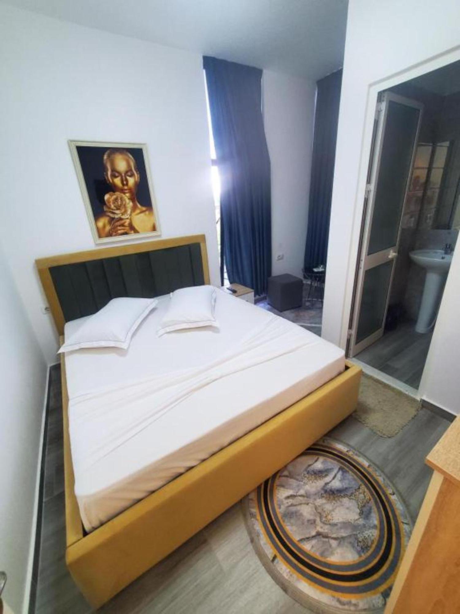 Bs Hotel Durrës Zewnętrze zdjęcie